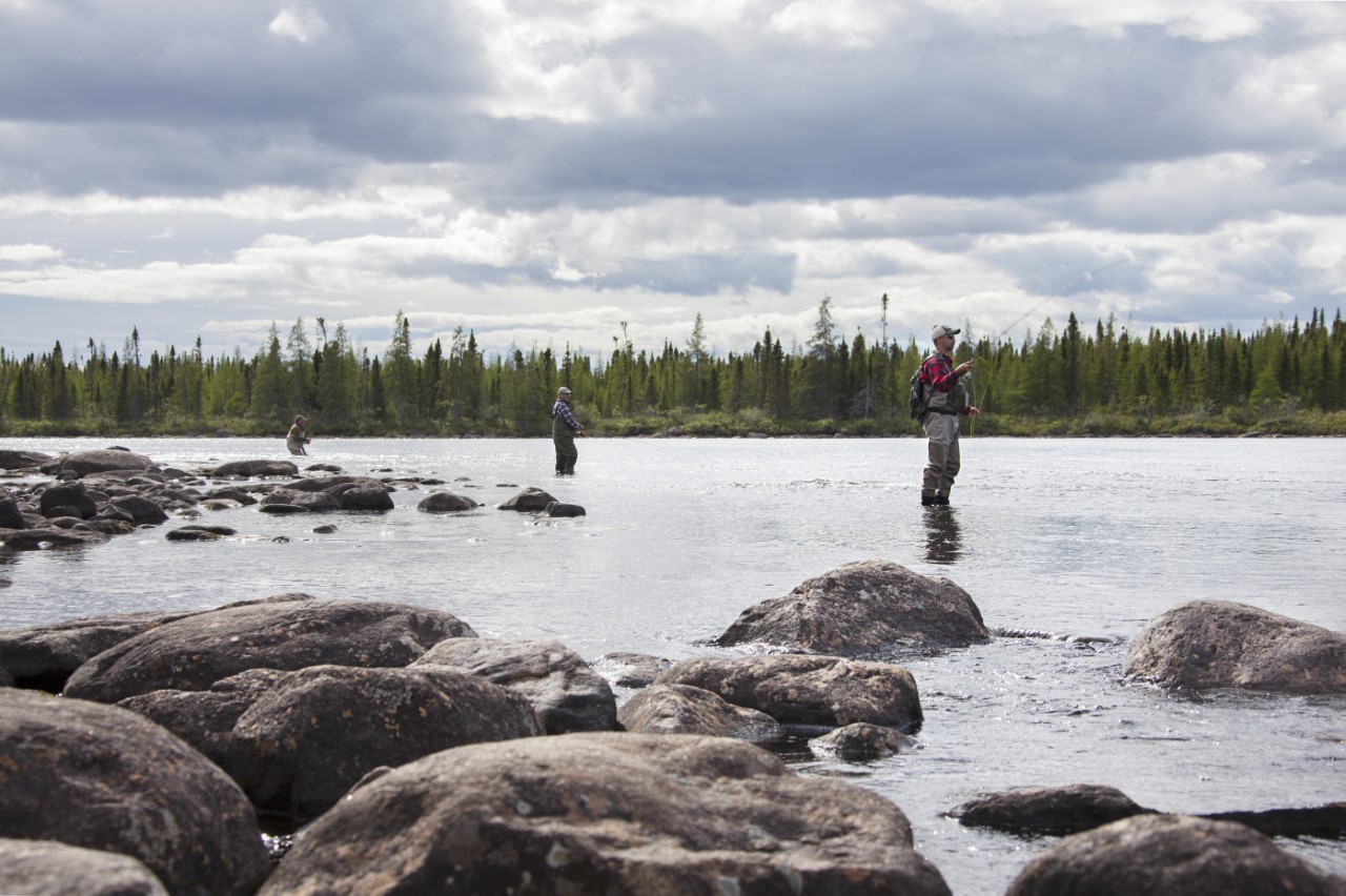 Les amateurs ne partiront pas sans leur Guide du pêcheur