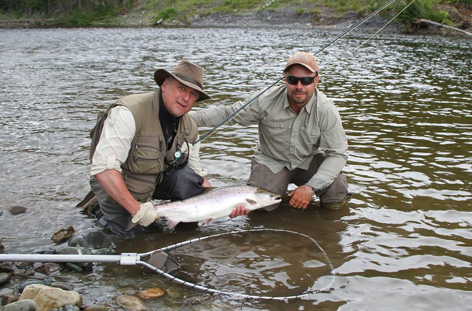 Vivez une pêche du saumon sur la rivière Matane 