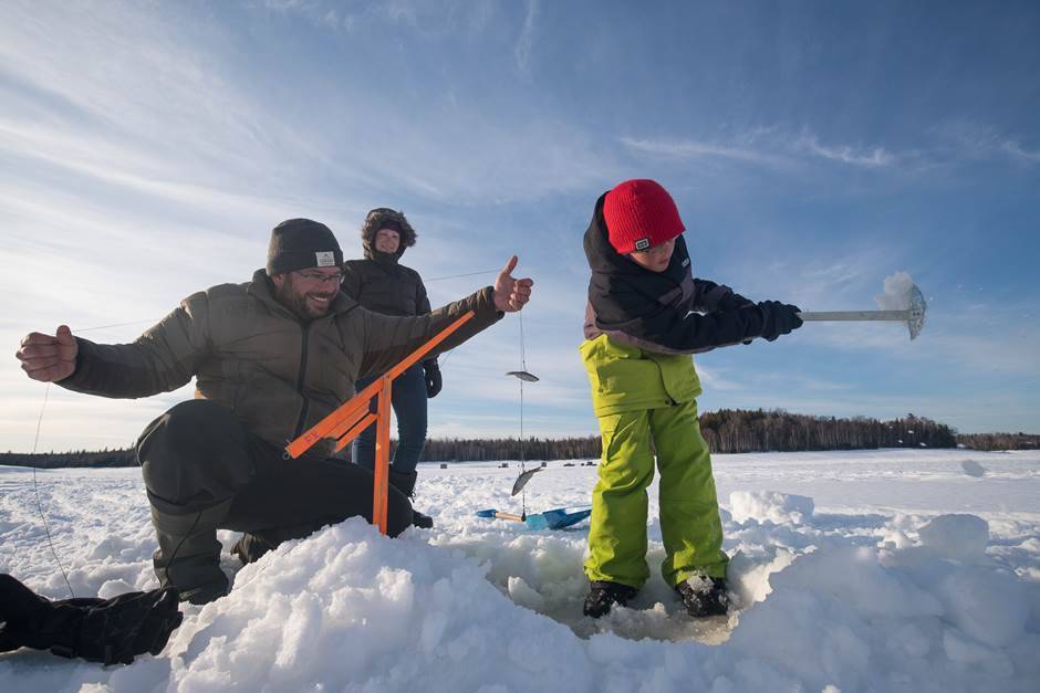 Ouverture de la pêche d’hiver au lac de la Mine en Mauricie