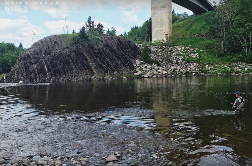 Les saumoniers lancent leur soie dans la « particulière » rivière Rimouski