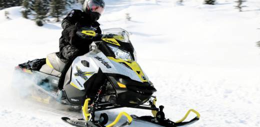 Motoneigistes, méfiez-vous de la première neige