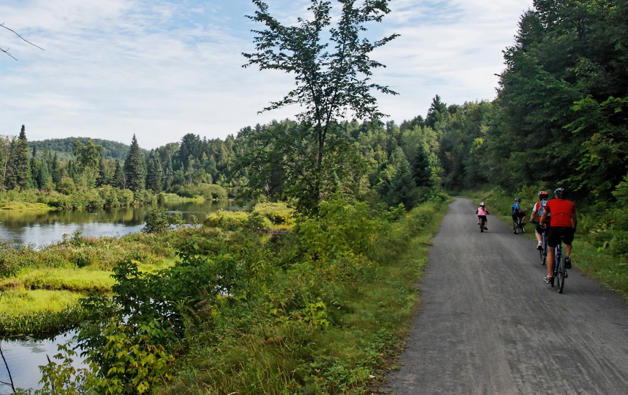 Partir à la découverte du P’tit train du Nord dans les Laurentides