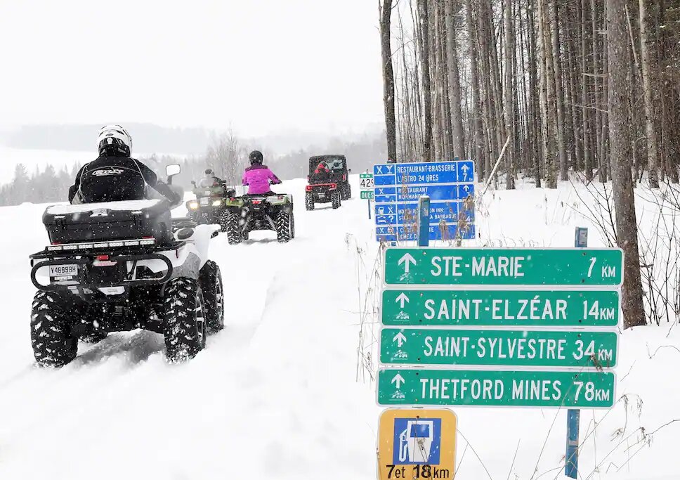 Rouler en sécurité avec des pneus cramponnés