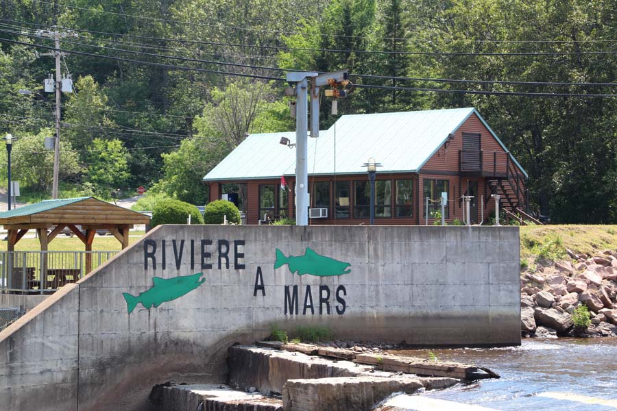 Modification au règlement de pêche dans la rivière à Mars