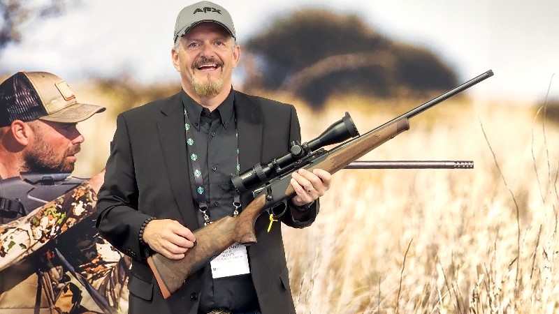 Steph Monette au « Shot Show» et la hausse des baux gelée à 3 %