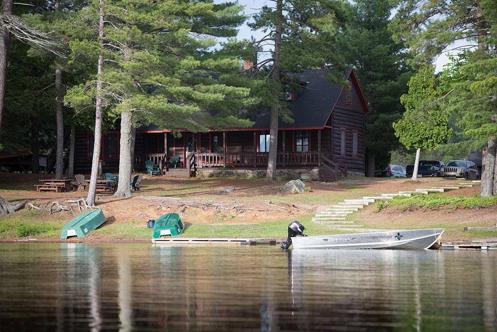 De nouveaux chalets dans les réserves Mastigouche et du Saint-Maurice