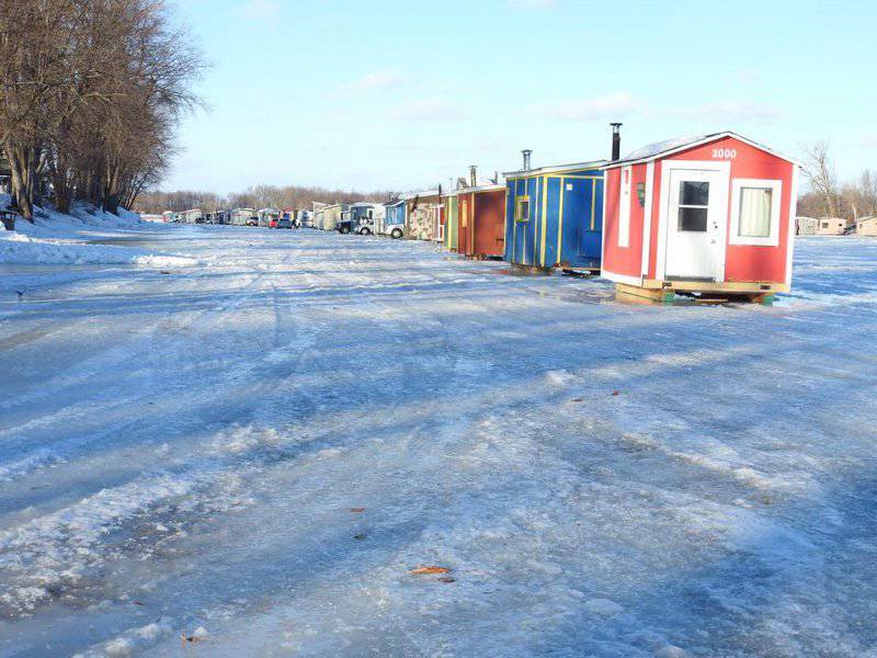 Trois fois moins de pêcheurs sur le lac Saint-Pierre cet hiver